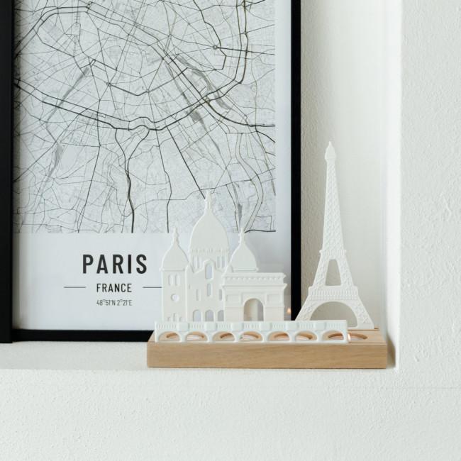 Lichtobjekt Stadtsilhouette Paris räder