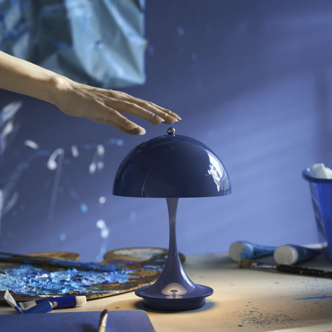 Panthella 160 Portable indigo blue - Louis Poulsen